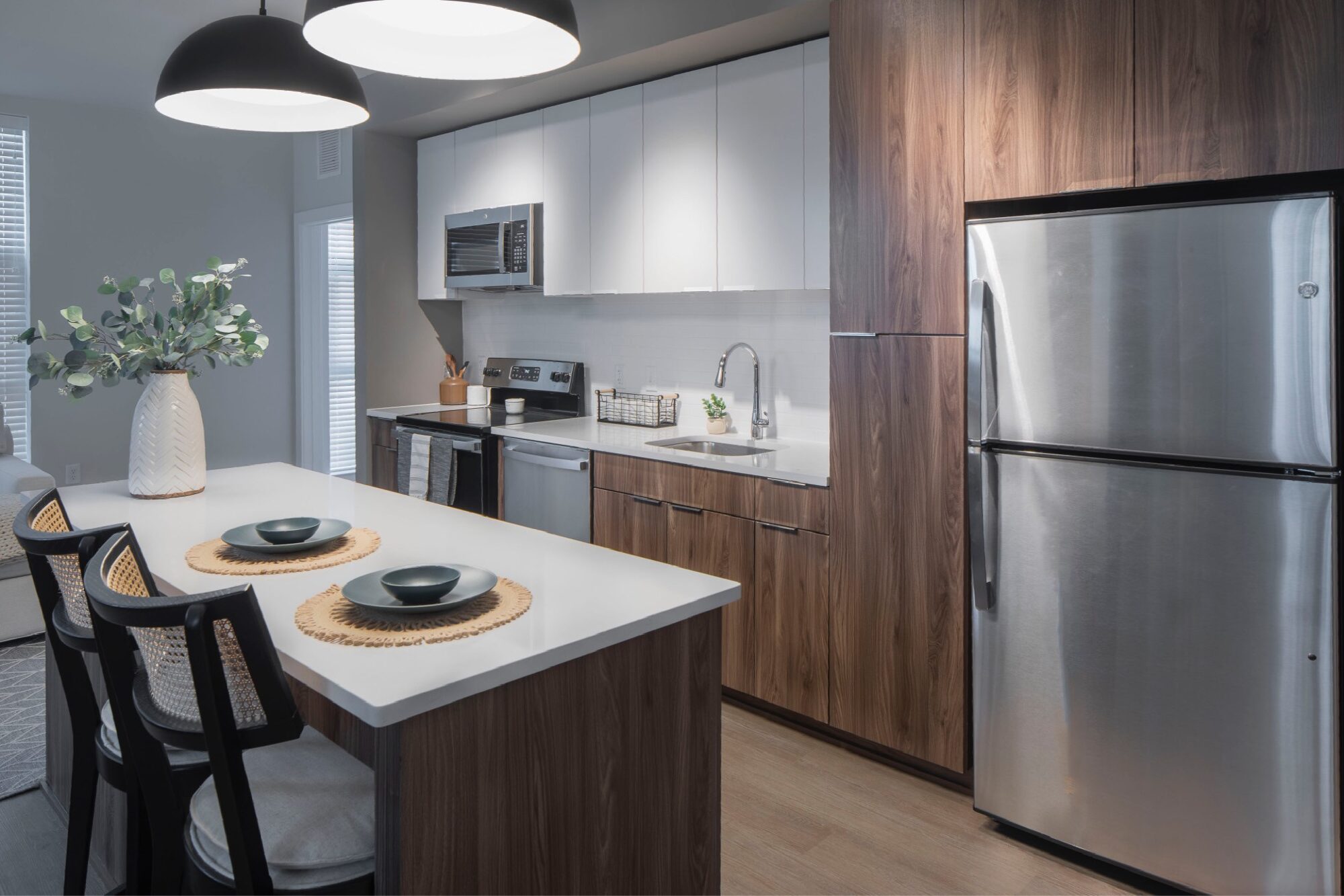 RyeHouse_Int_Apartment_KitchenDining1_MatthewBorkosk_April2023