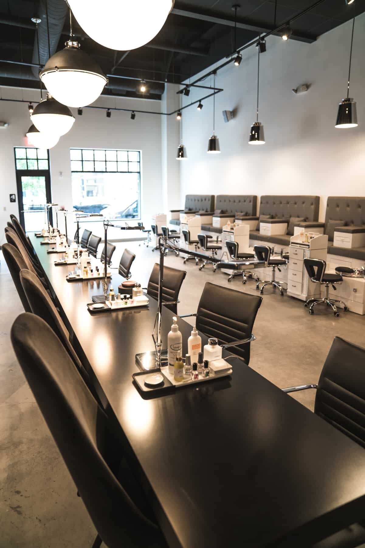 The Nailplay Studio